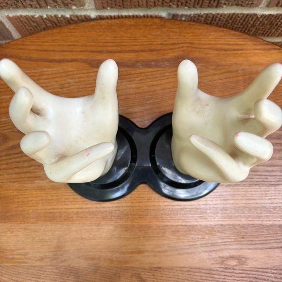 Vintage 1990 E & B Giftware Double Mannequin HANDS Jewelry Ring Photo Display - Picture 2 of 6